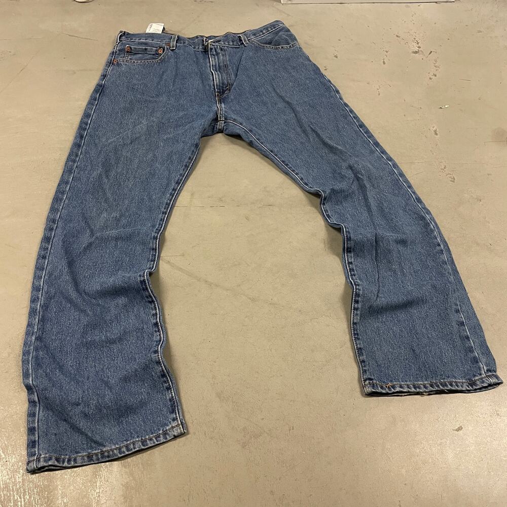 y2k Levi's 517 bootcut jeans 36x32